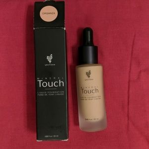 NWT Younique Mineral Touch Liq Foundation Organza